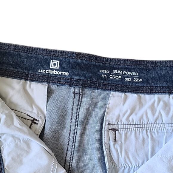 Liz Claiborne Capri Blue Jeans Women's 22 W - Picture 3 of 9